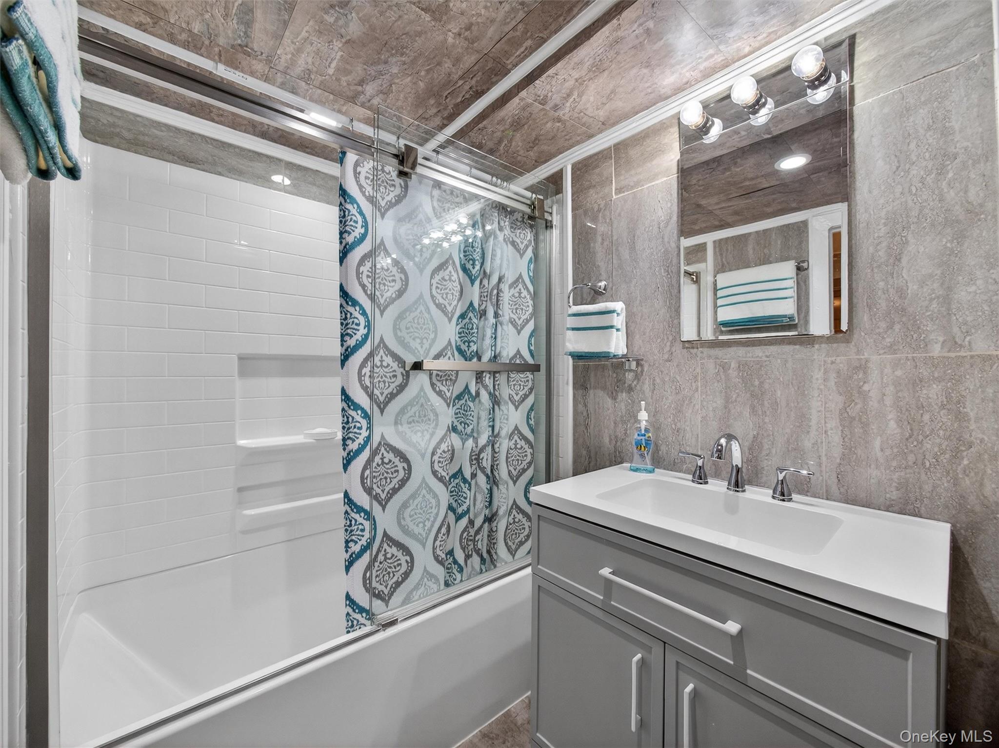 1 Edward Lane Spring Valley, NY 10977 - Photo 24 of 37