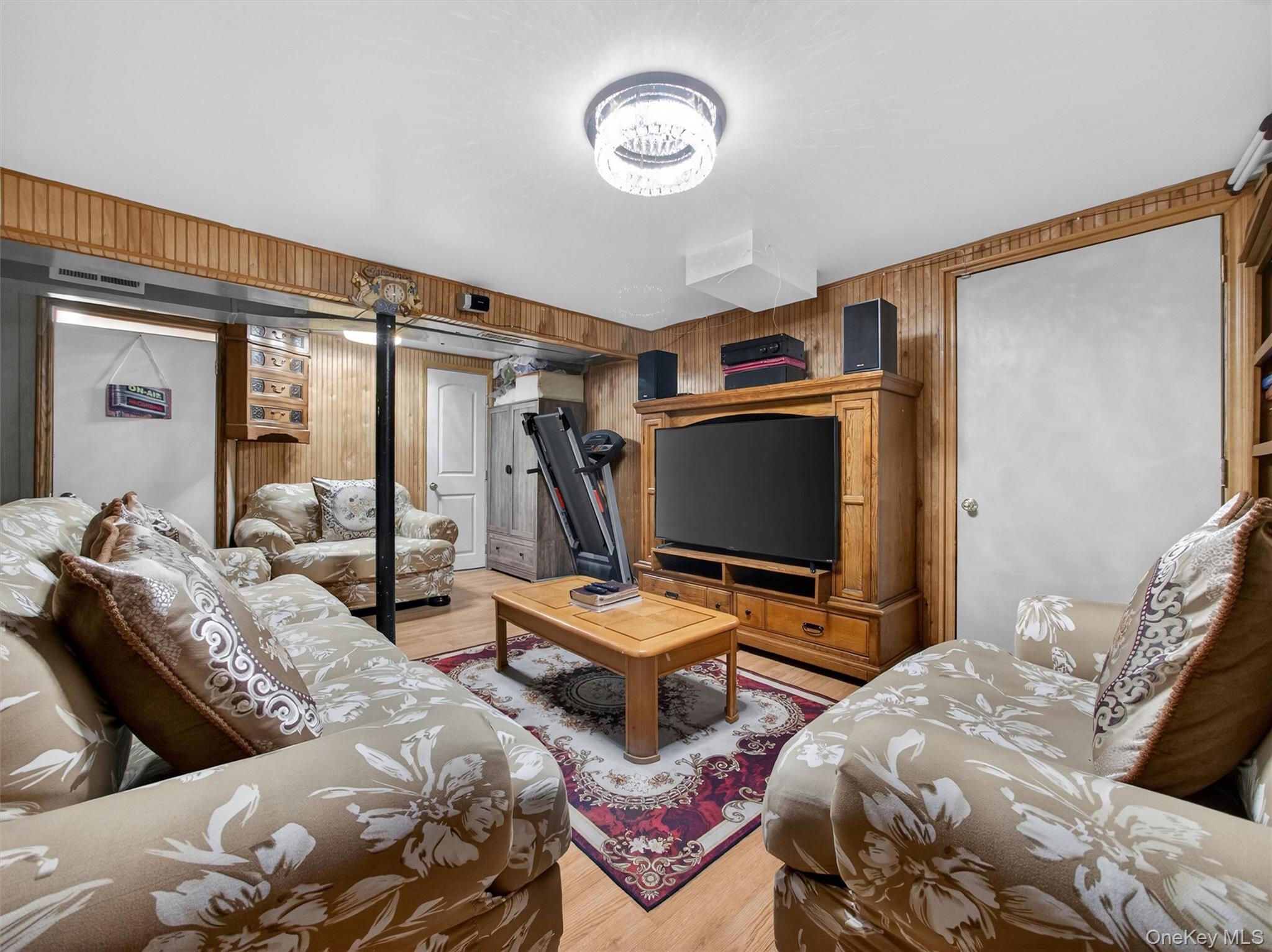 1 Edward Lane Spring Valley, NY 10977 - Photo 25 of 37