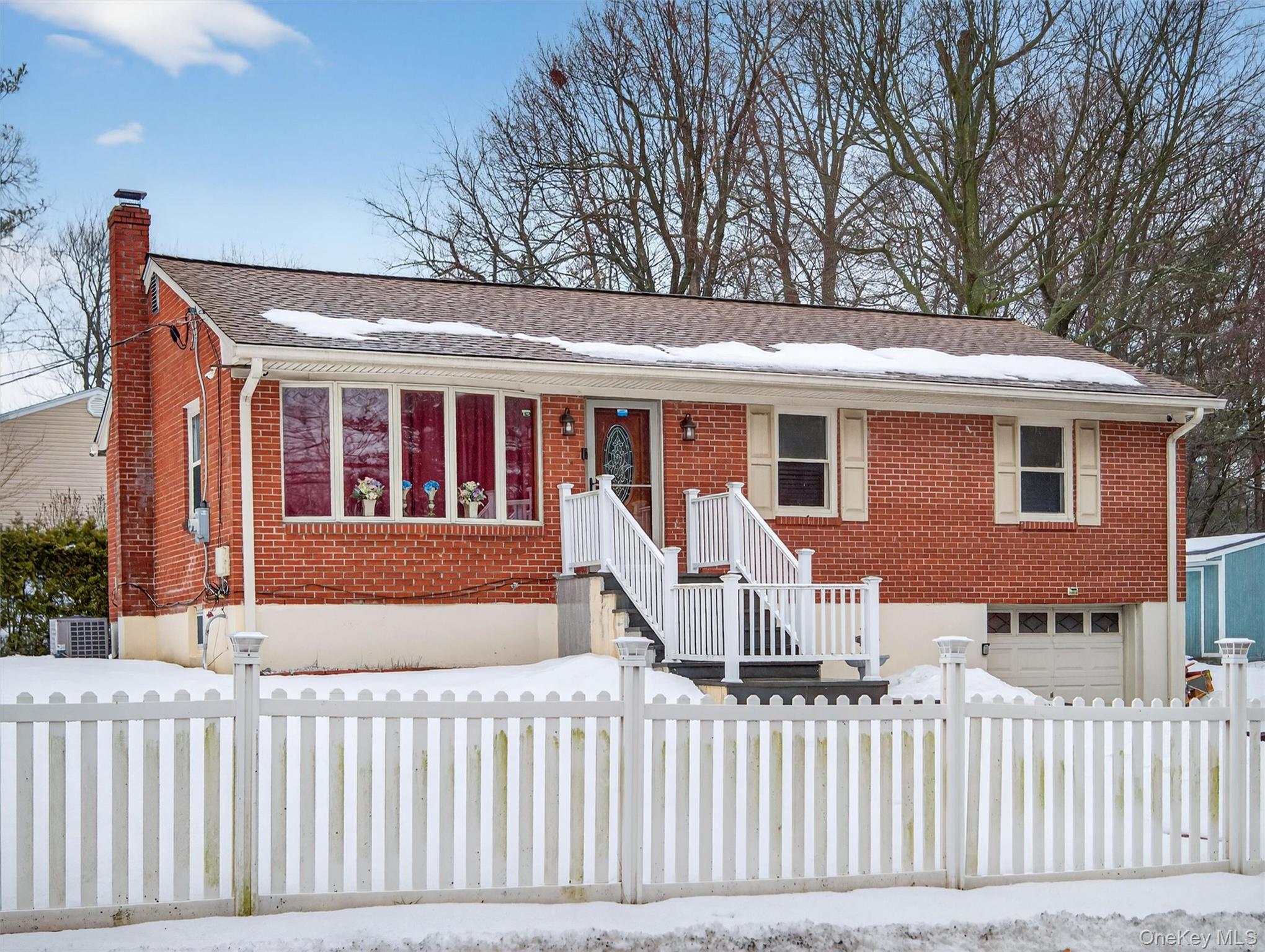 1 Edward Lane Spring Valley, NY 10977 - Photo 4 of 37