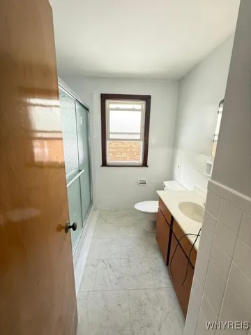 $2,000 | 1394 Walden Terrace, Cheektowaga, NY 14211