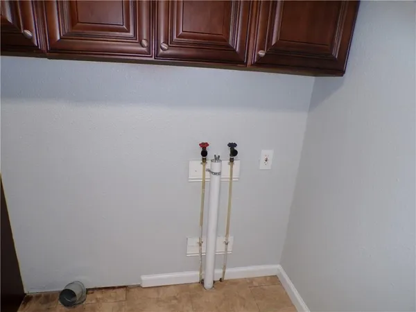 $144,900 | 1010 2800th Street, La Harpe, KS 66751