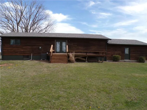 $144,900 | 1010 2800th Street, La Harpe, KS 66751