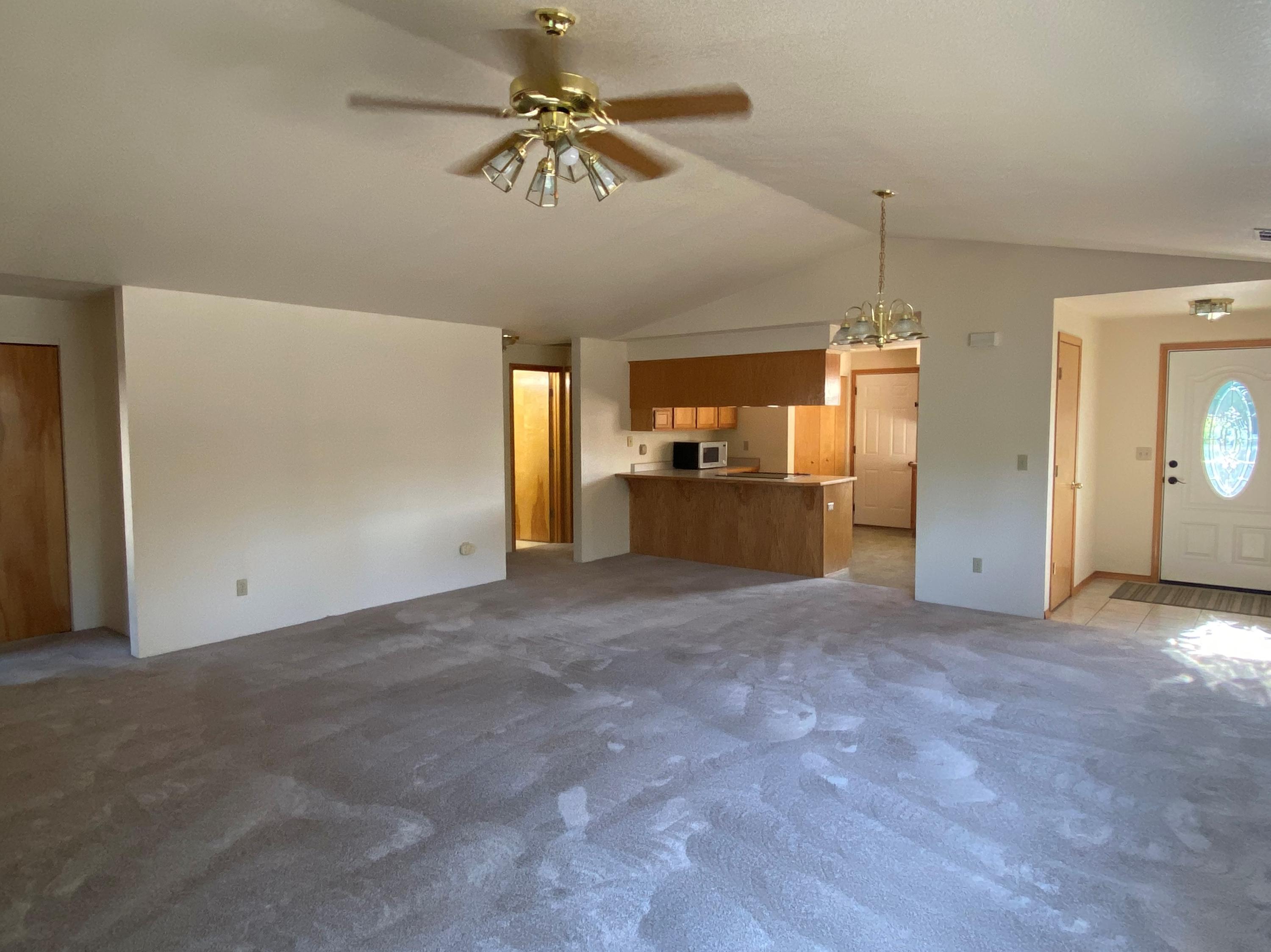 796 Tami Road Grants Pass, OR 97526 - Photo 6 of 23 IMG_8808