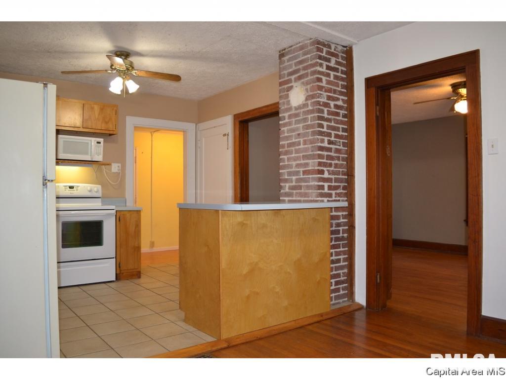 2189 Strawn Crossing Road Jacksonville, IL 62650 - Photo 12 of 24