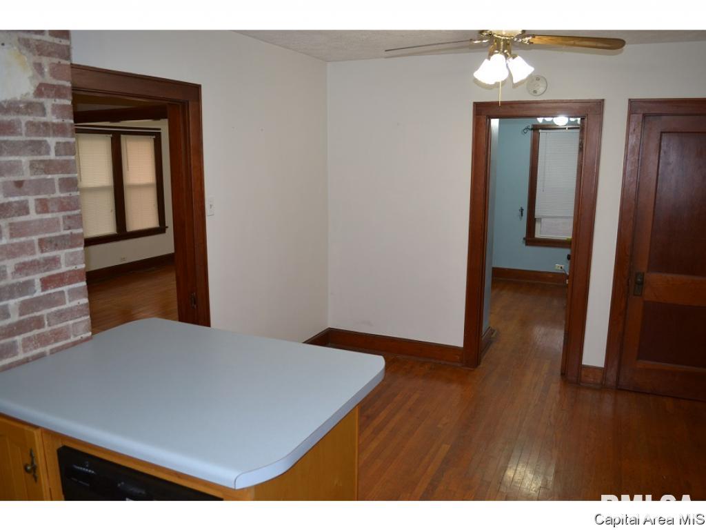 2189 Strawn Crossing Road Jacksonville, IL 62650 - Photo 15 of 24