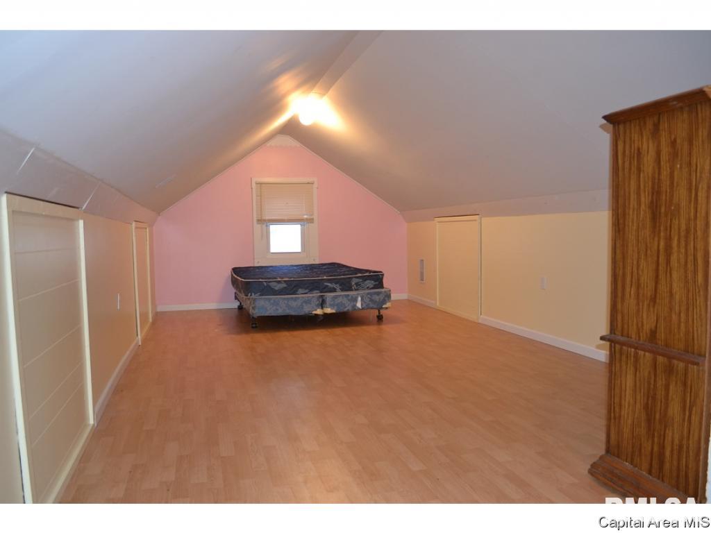 2189 Strawn Crossing Road Jacksonville, IL 62650 - Photo 17 of 24