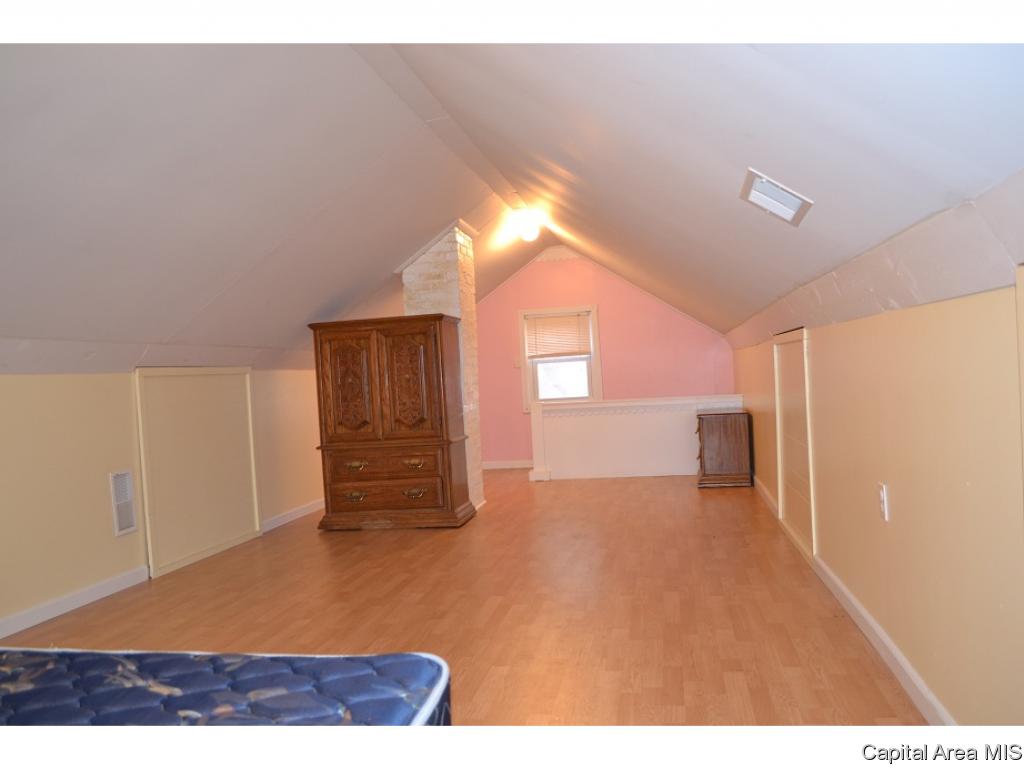 2189 Strawn Crossing Road Jacksonville, IL 62650 - Photo 18 of 24