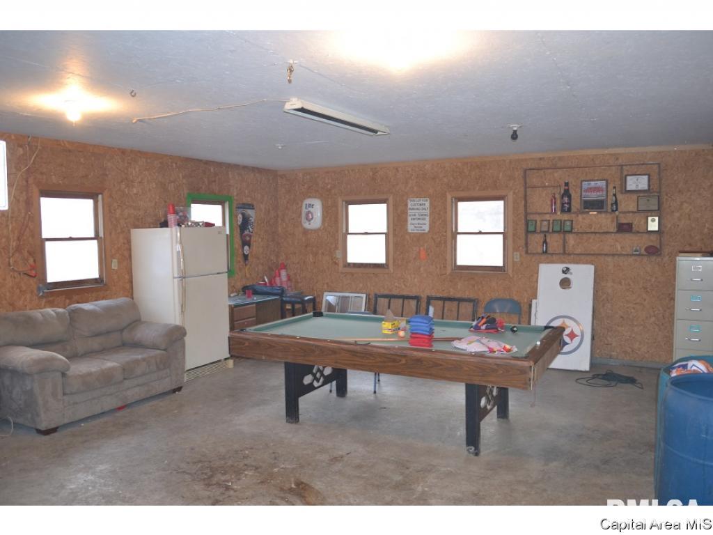 2189 Strawn Crossing Road Jacksonville, IL 62650 - Photo 20 of 24