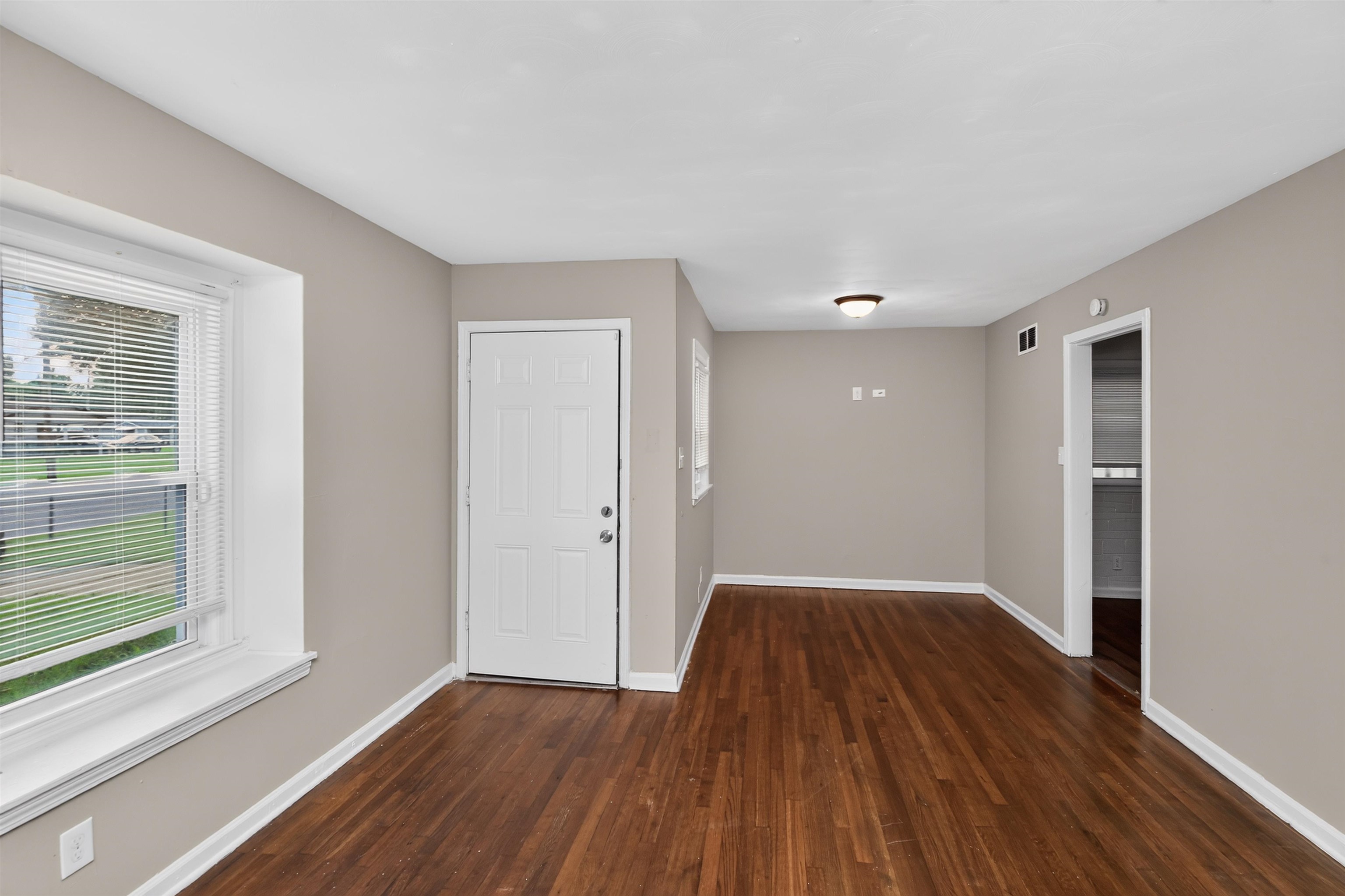 3994 Leech Road Memphis, TN 38109 - Photo 6 of 30