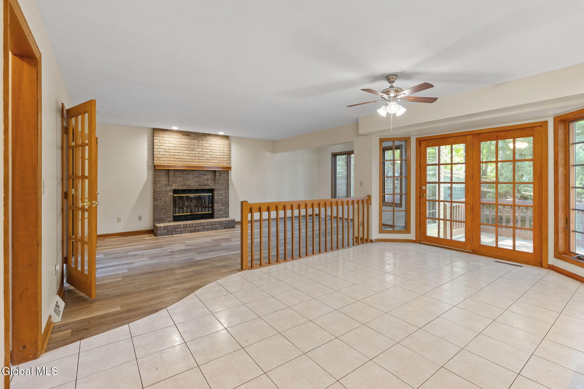 43 Oak Tree Lane Colonie, NY 12309 - Photo 14 of 40 12-web-or-mls-43-oak-tree-ln