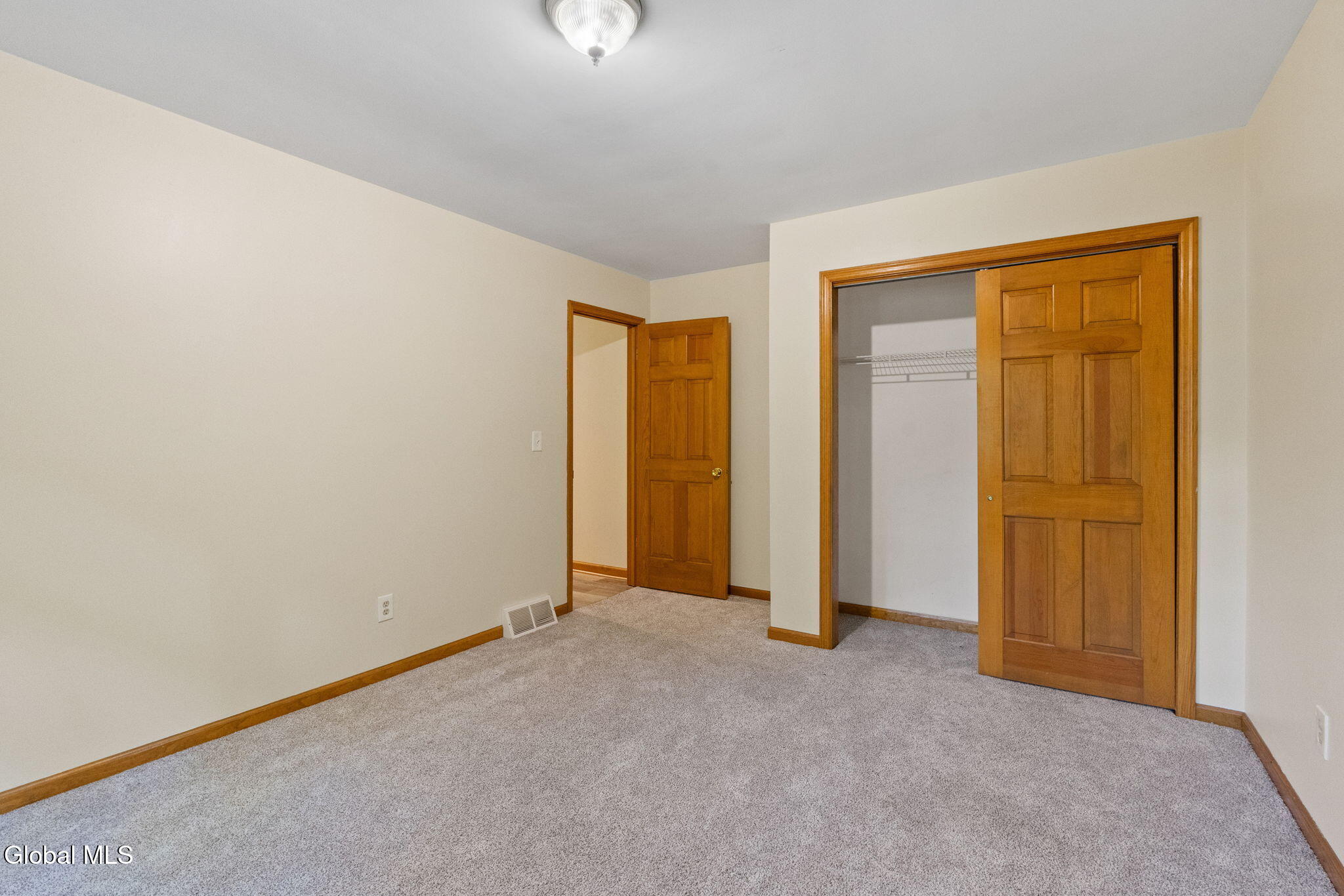 43 Oak Tree Lane Colonie, NY 12309 - Photo 31 of 40 37-web-or-mls-43-oak-tree-ln