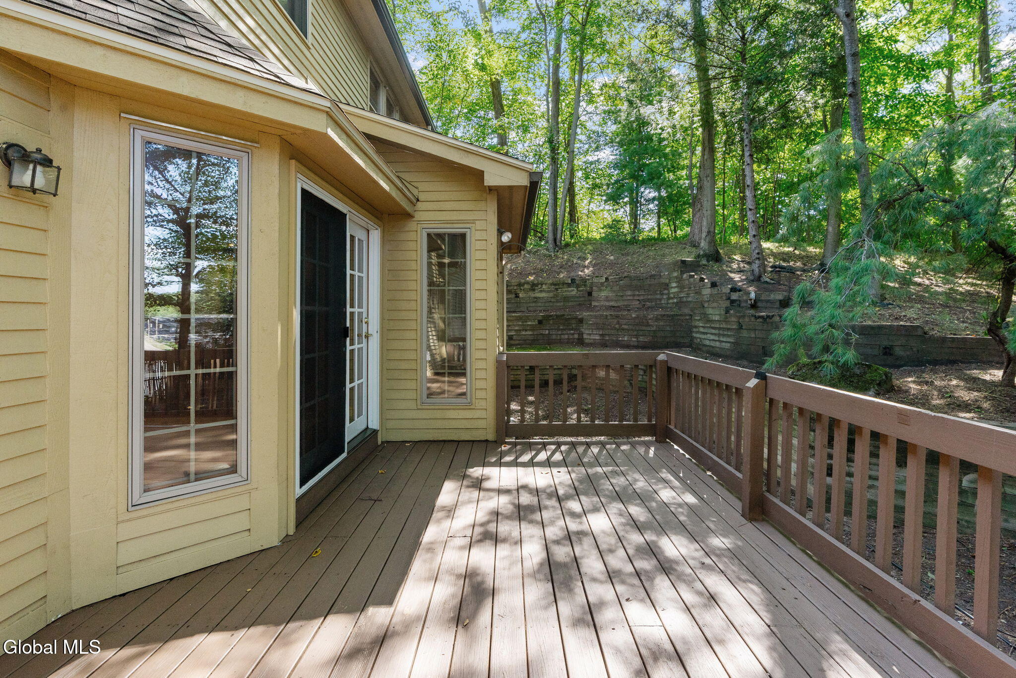 43 Oak Tree Lane Colonie, NY 12309 - Photo 37 of 40 49-web-or-mls-43-oak-tree-ln
