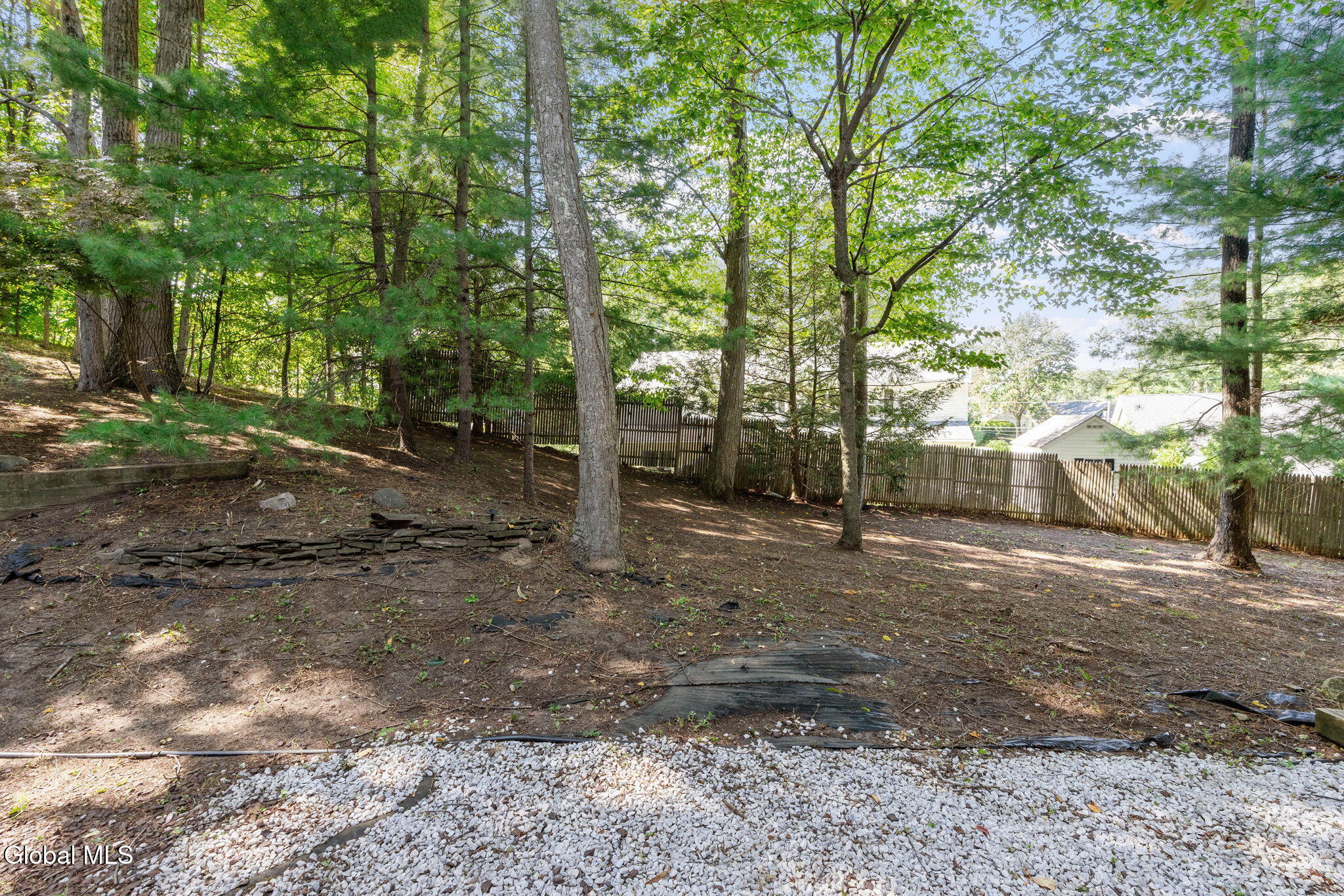 43 Oak Tree Lane Colonie, NY 12309 - Photo 39 of 40 50-web-or-mls-43-oak-tree-ln