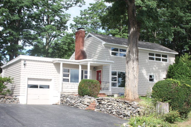 905 Cumberland Head Road Plattsburgh, NY 12901 - Photo 1 of 1 Gallery Image 1