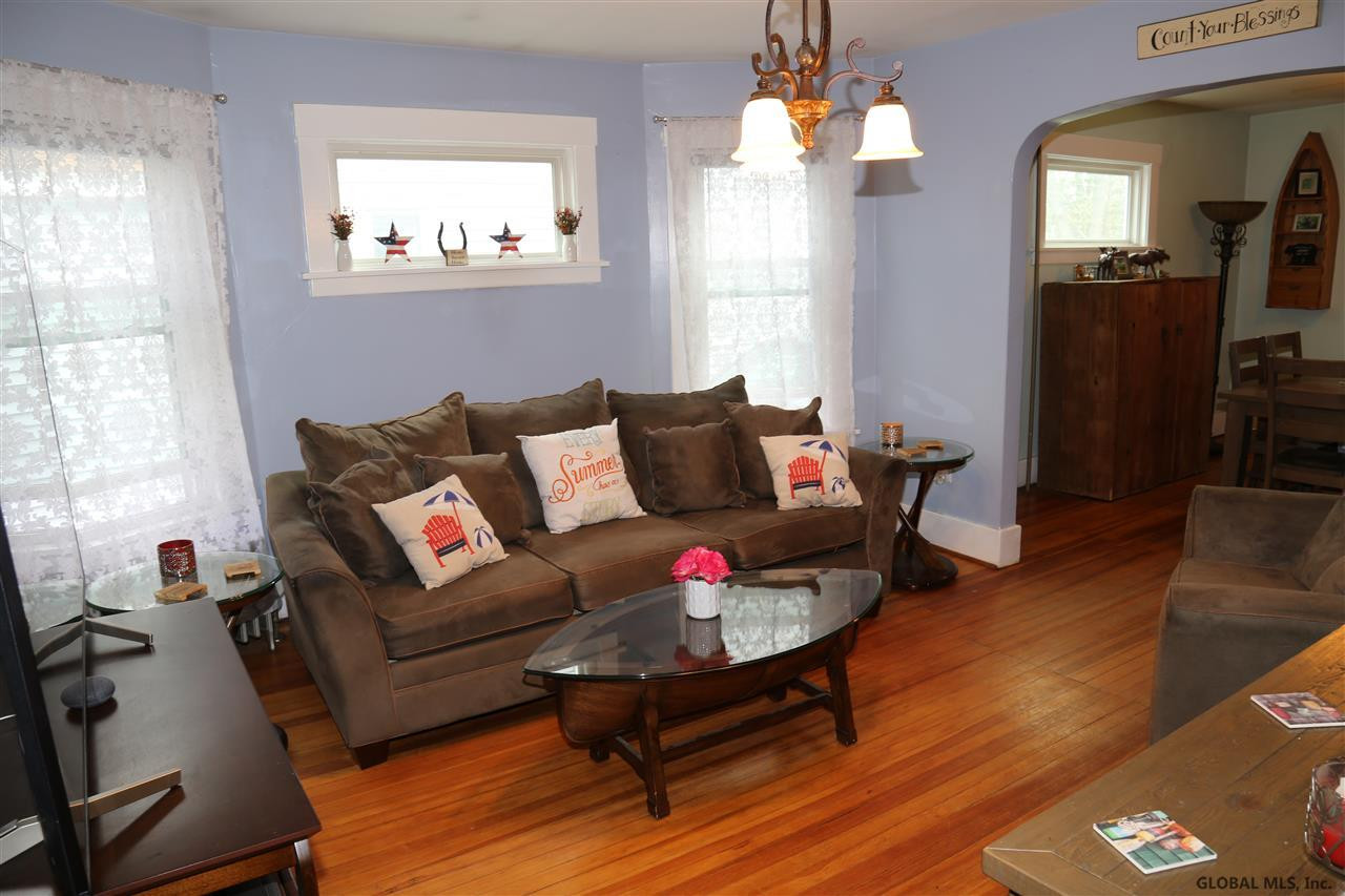 217 Clayton Road Schenectady, NY 12304 - Photo 16 of 49 Photo 16