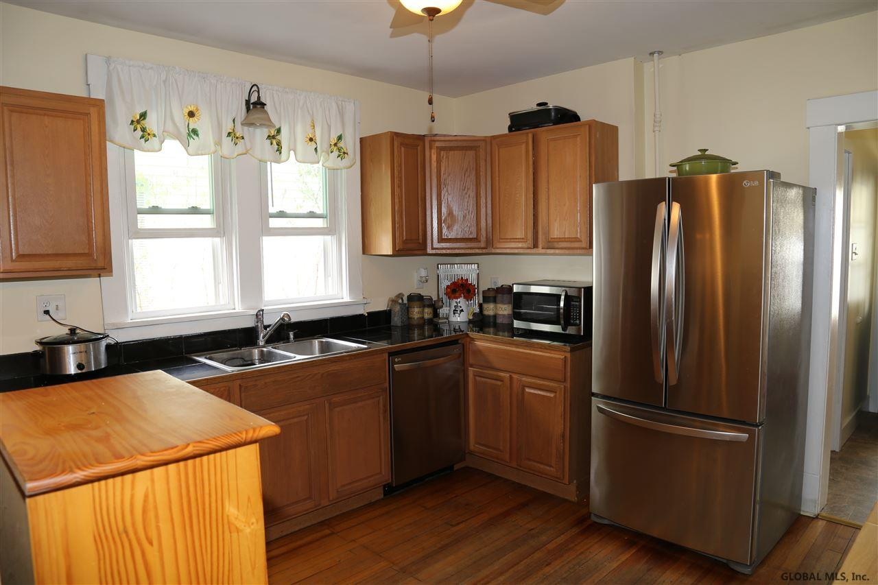 217 Clayton Road Schenectady, NY 12304 - Photo 21 of 49 Photo 21