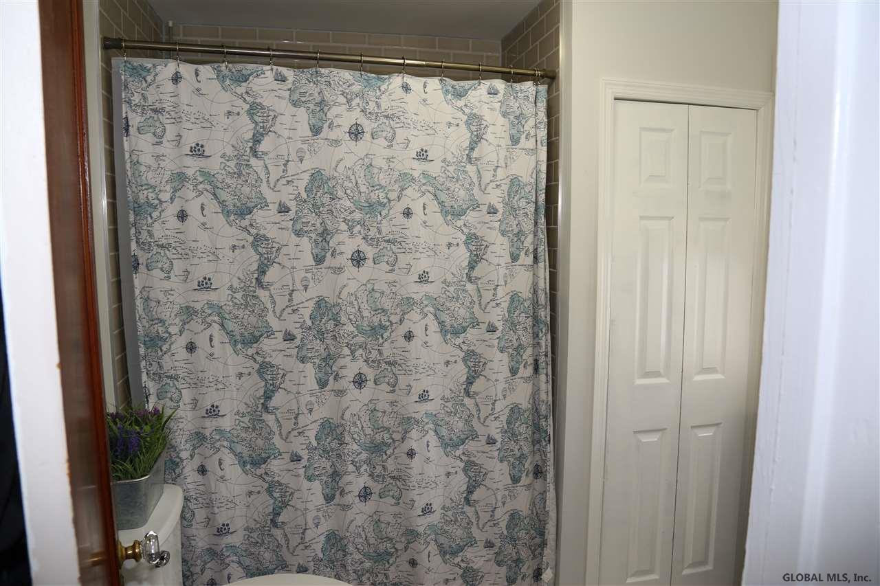 217 Clayton Road Schenectady, NY 12304 - Photo 26 of 49 Photo 26