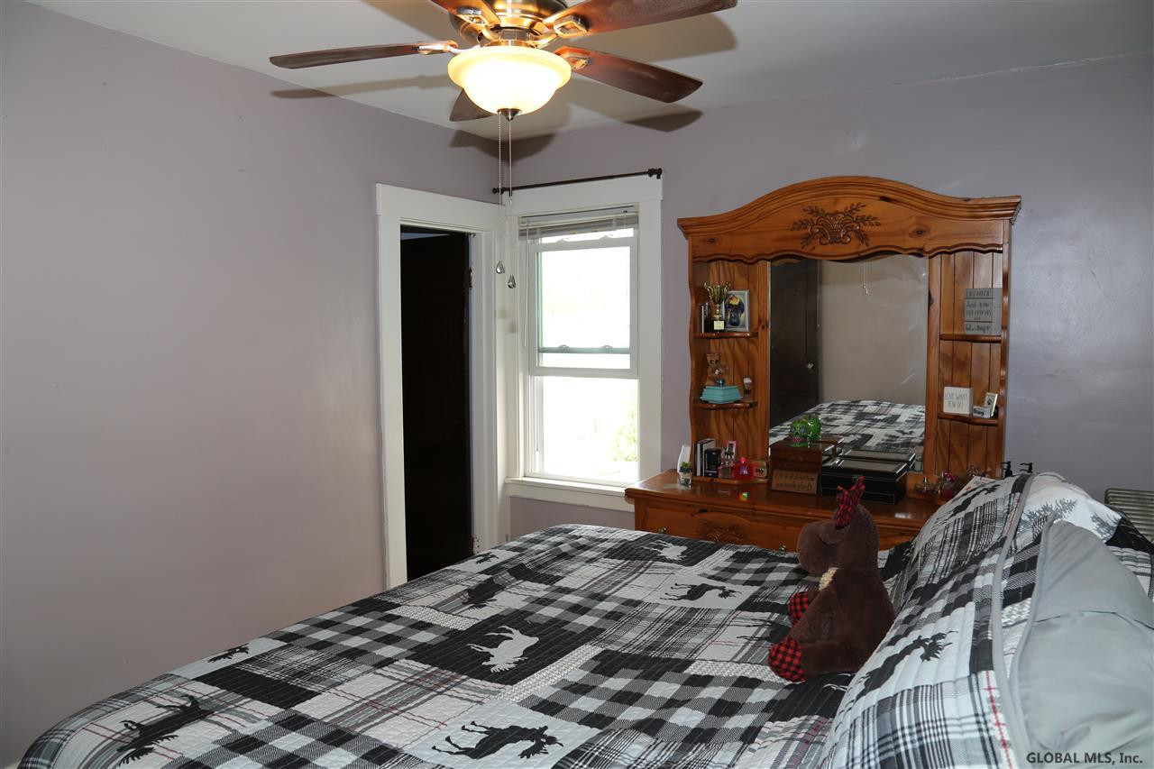 217 Clayton Road Schenectady, NY 12304 - Photo 30 of 49 Photo 30