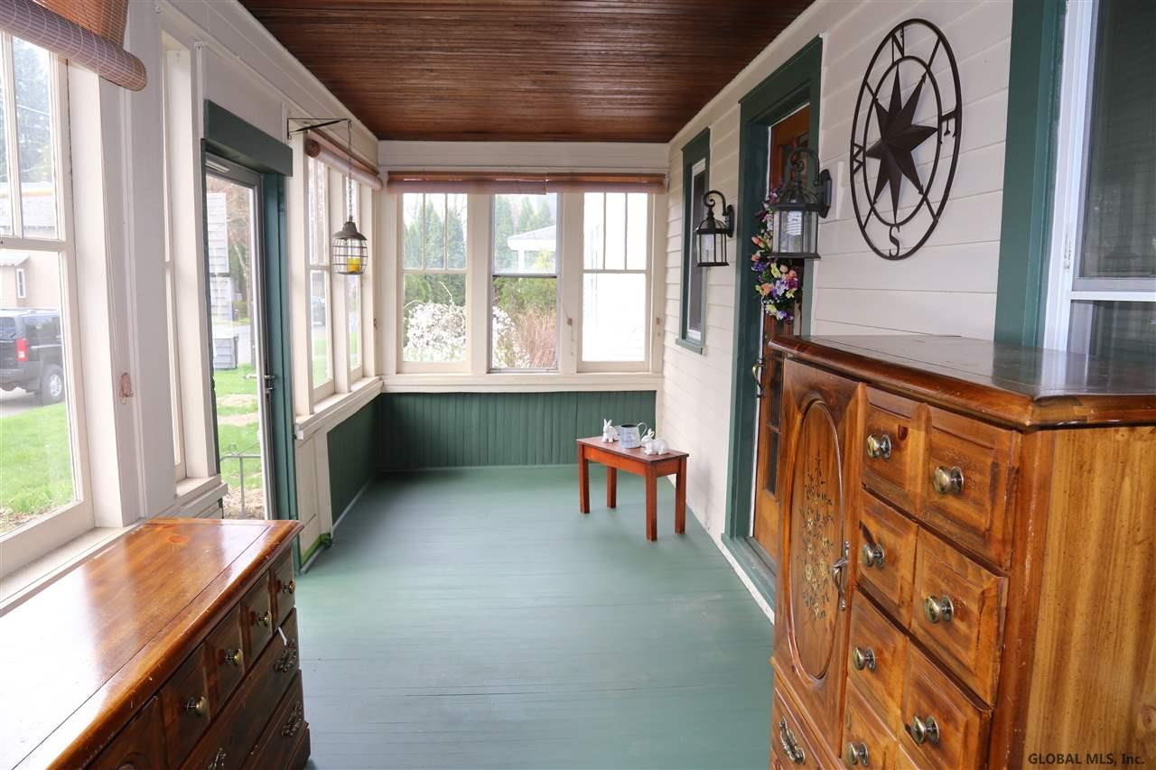 217 Clayton Road Schenectady, NY 12304 - Photo 4 of 49 Photo 4