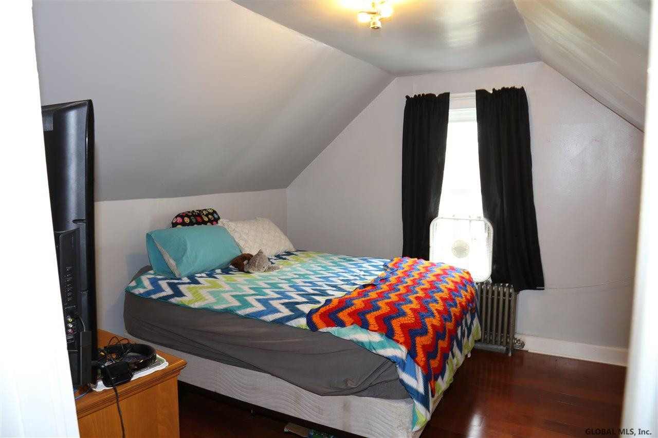 217 Clayton Road Schenectady, NY 12304 - Photo 42 of 49 Photo 42
