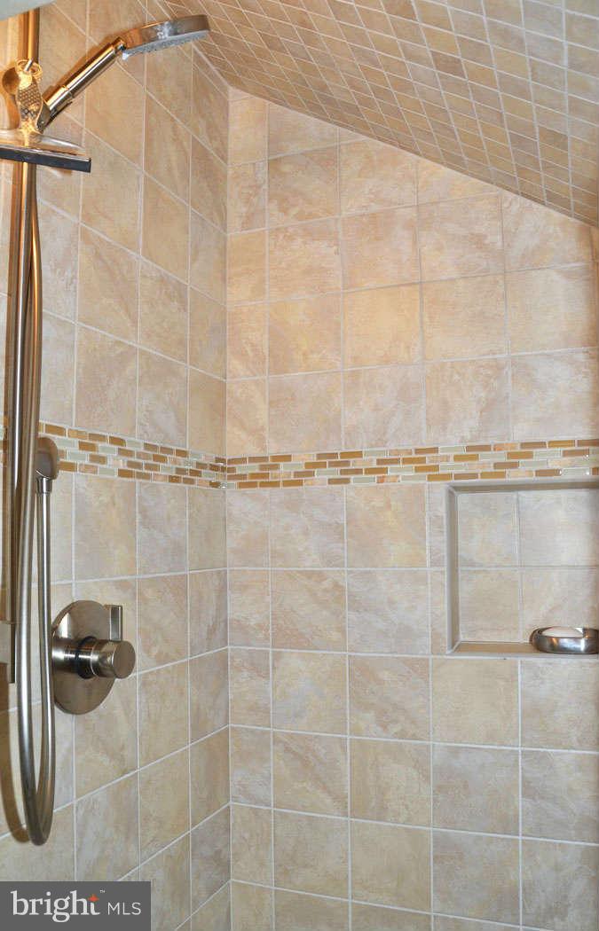 5603 Harwick Road Bethesda, MD 20816 - Photo 22 of 30 Bath (Master)