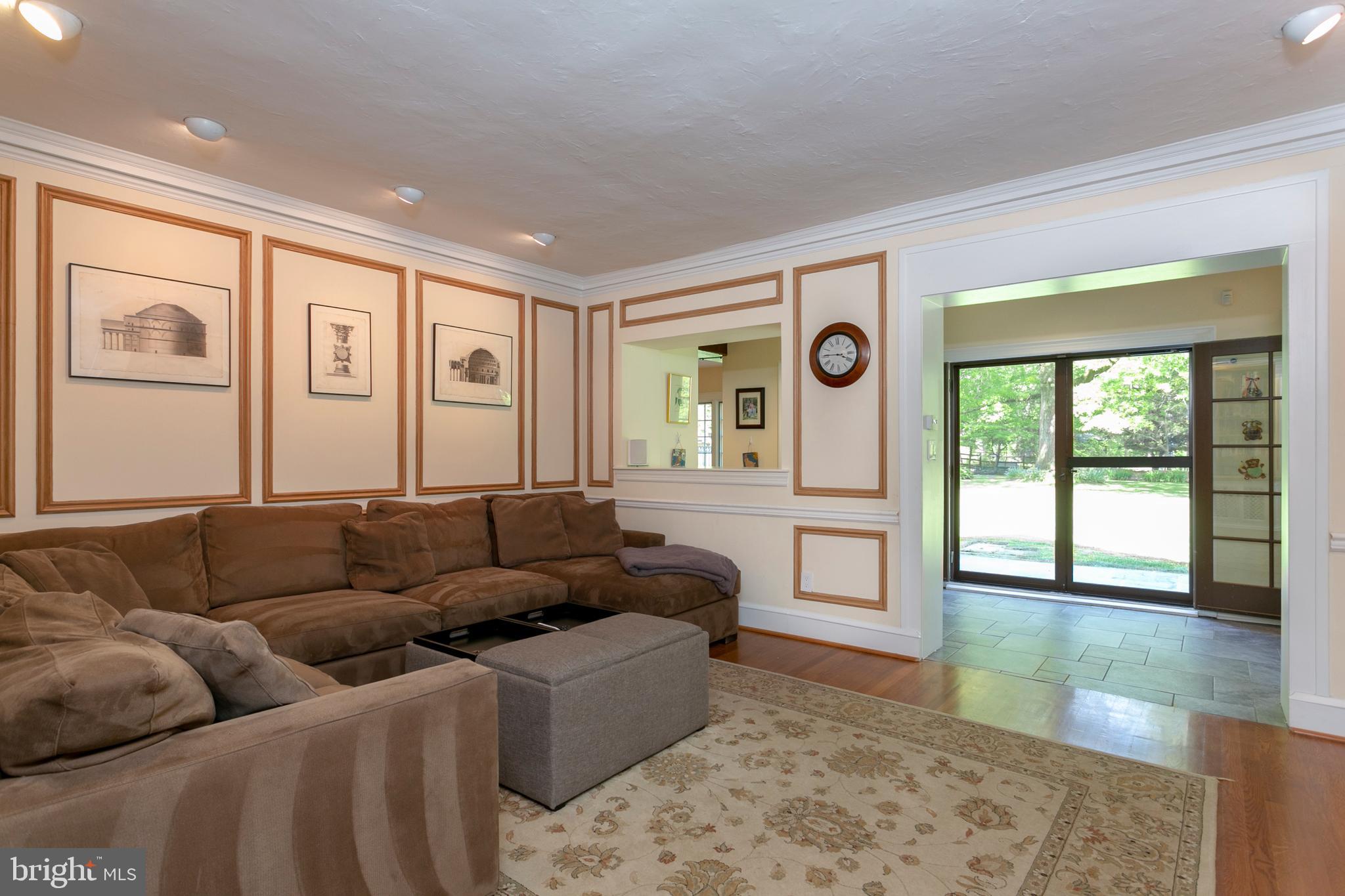 1051 Mill Rd Circle Jenkintown, PA 19046 - Photo 5 of 41 Family Room