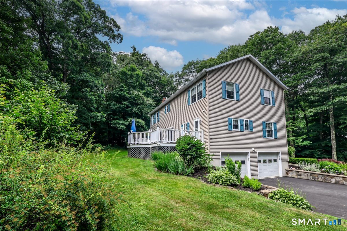 32 Country Way Bethel, CT 06801 - Photo 36 of 40