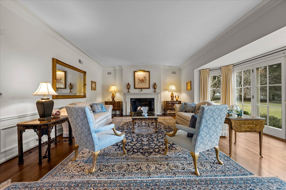 675 East Woodland Road Lake Forest, IL 60045 - Photo 6 of 46