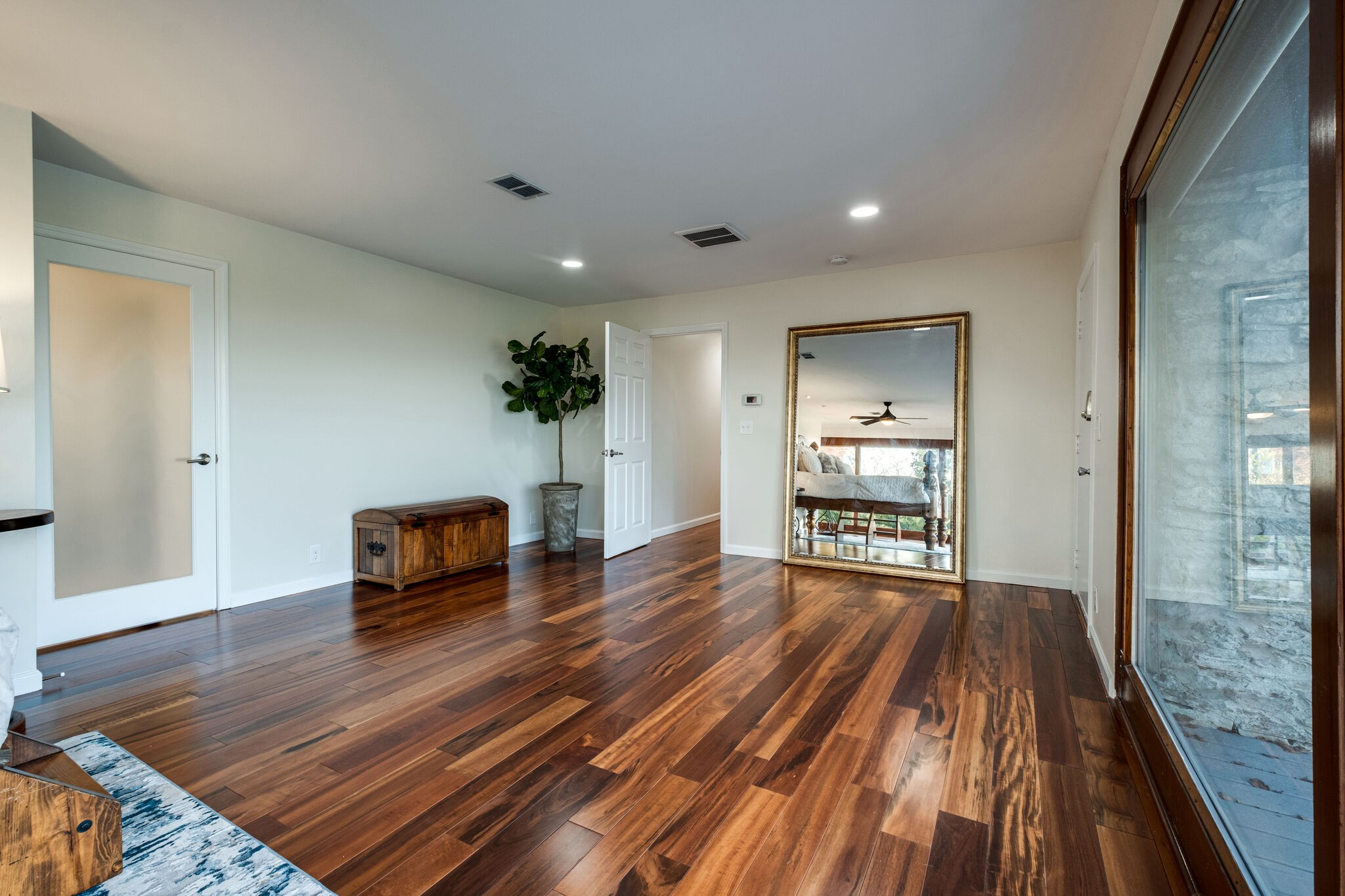 1338 Campbell Road Goodlettsville, TN 37072 - Photo 22 of 48 a living room with furniture and a wooden floor