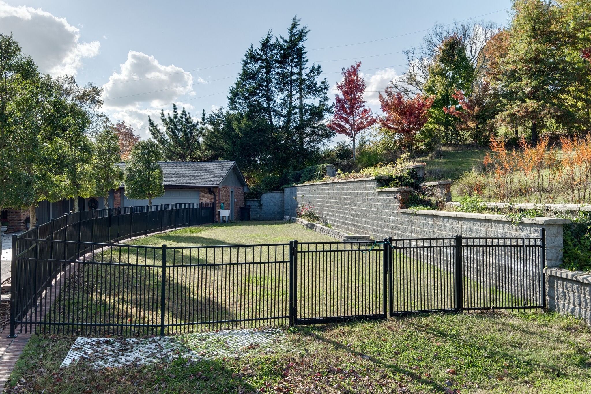 1338 Campbell Road Goodlettsville, TN 37072 - Photo 42 of 48 a view of a wrought iron fences in front of house