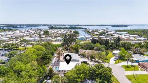 $545,000 | 212 14th Place, Vero Beach, FL 32960