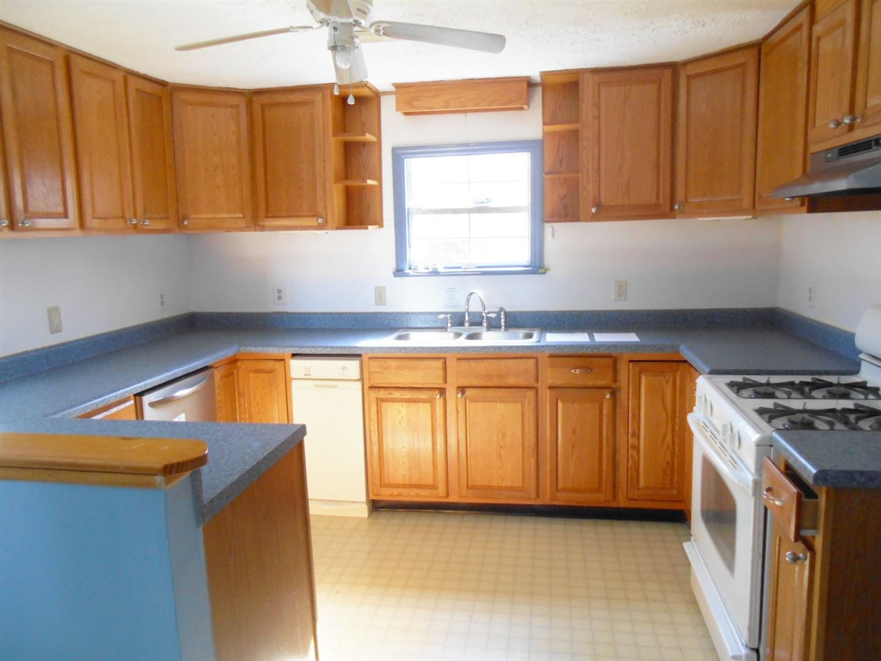 7908 Russell Road Durham, NC 27712 - Photo 4 of 10 Kitchen