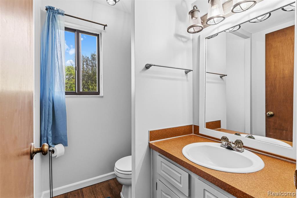 604 Luce Avenue Flushing, MI 48433 - Photo 20 of 47