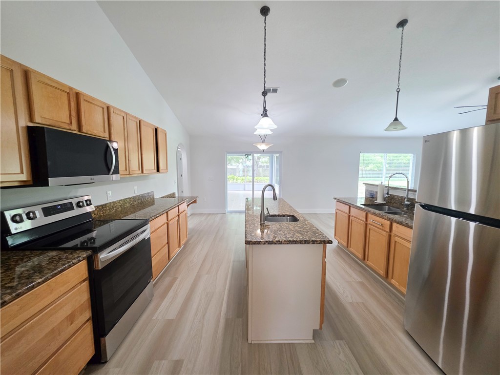 5230 Compass Pointe Circle Vero Beach, FL 32966 - Photo 6 of 36