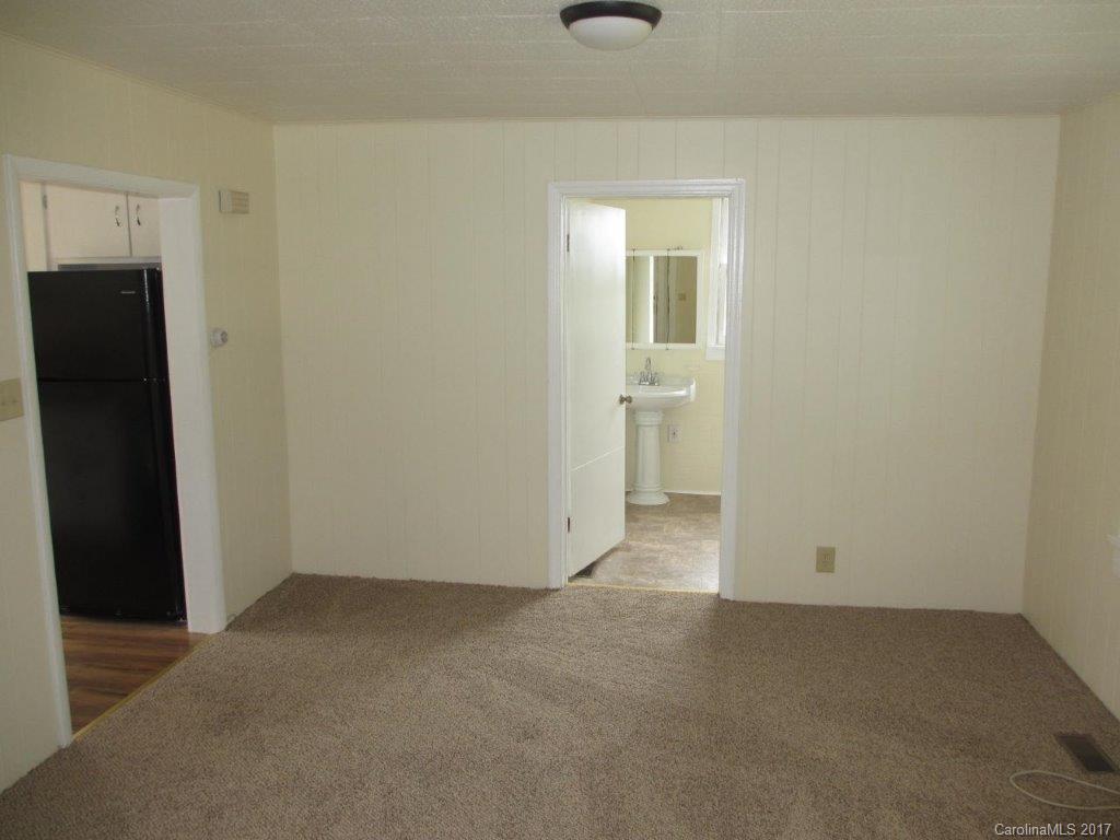 41 Bailey Road Candler, NC 28715 - Photo 18 of 24 Gallery Image 18