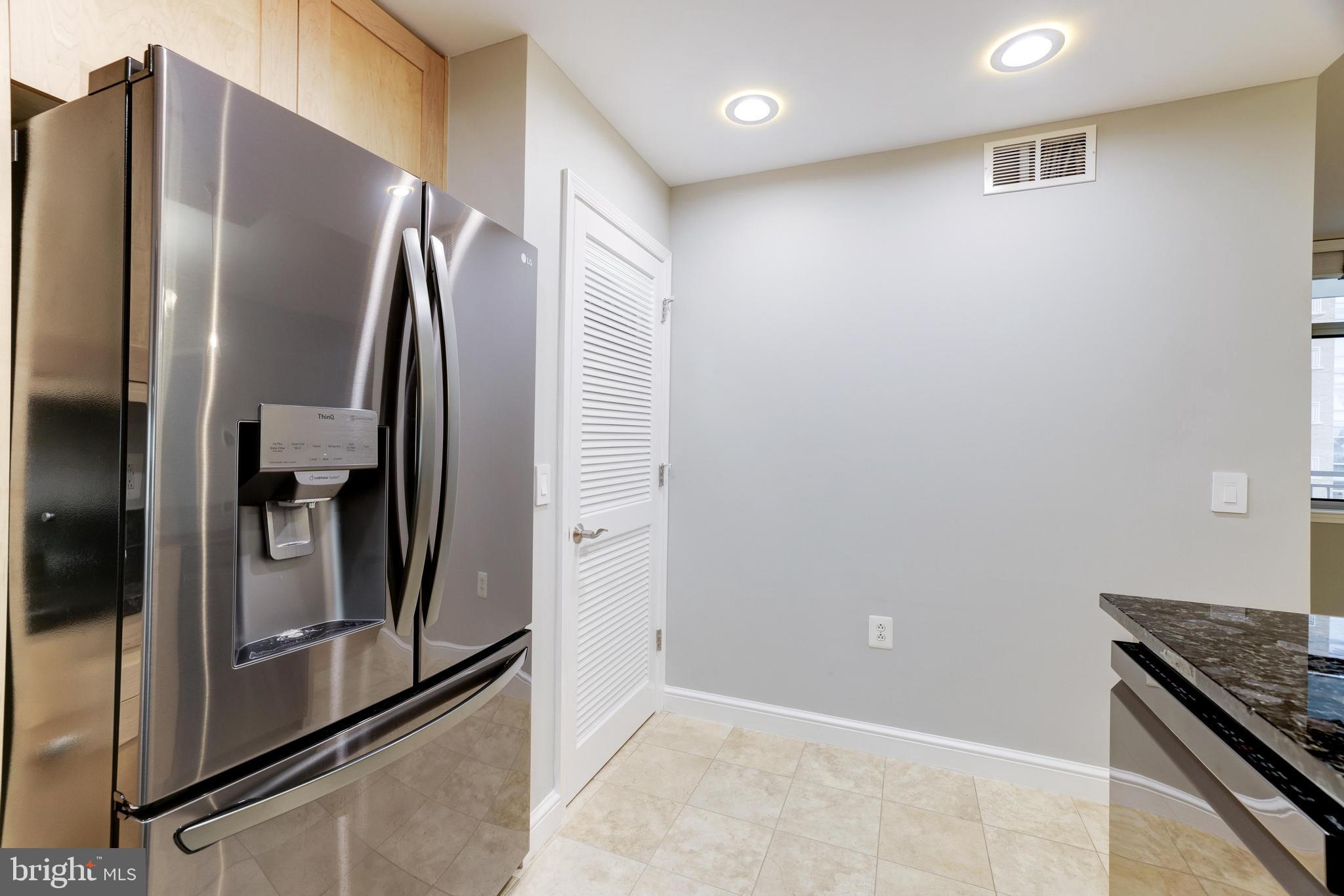 11990 Market Street, Unit 808 Reston, VA 20190 - Photo 19 of 33