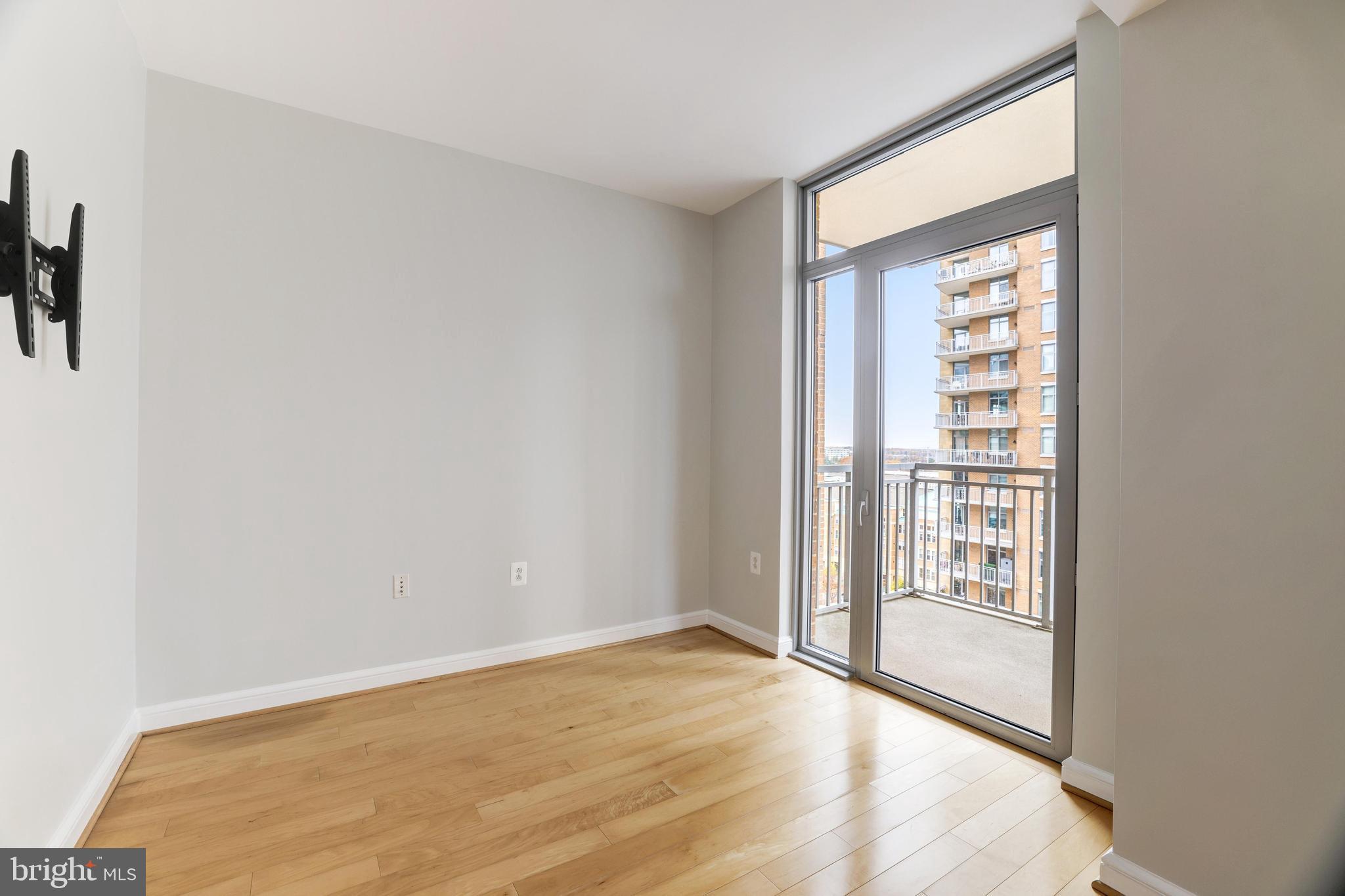 11990 Market Street, Unit 808 Reston, VA 20190 - Photo 21 of 33