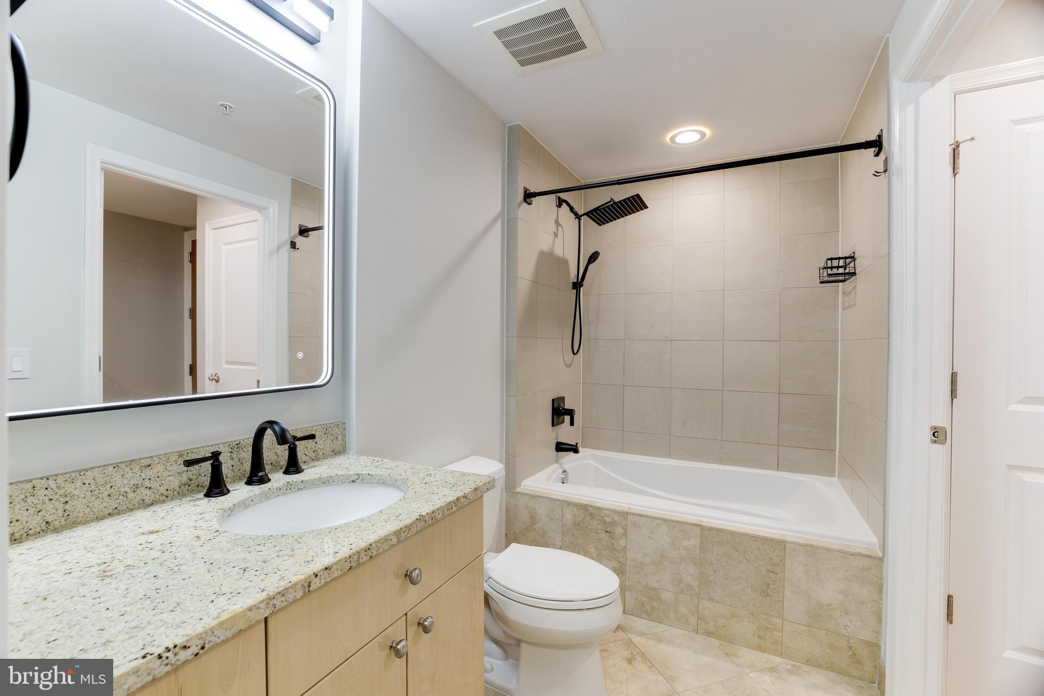 11990 Market Street, Unit 808 Reston, VA 20190 - Photo 28 of 33