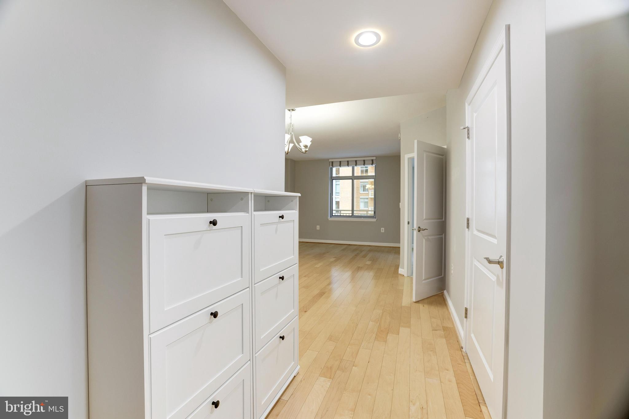 11990 Market Street, Unit 808 Reston, VA 20190 - Photo 6 of 33