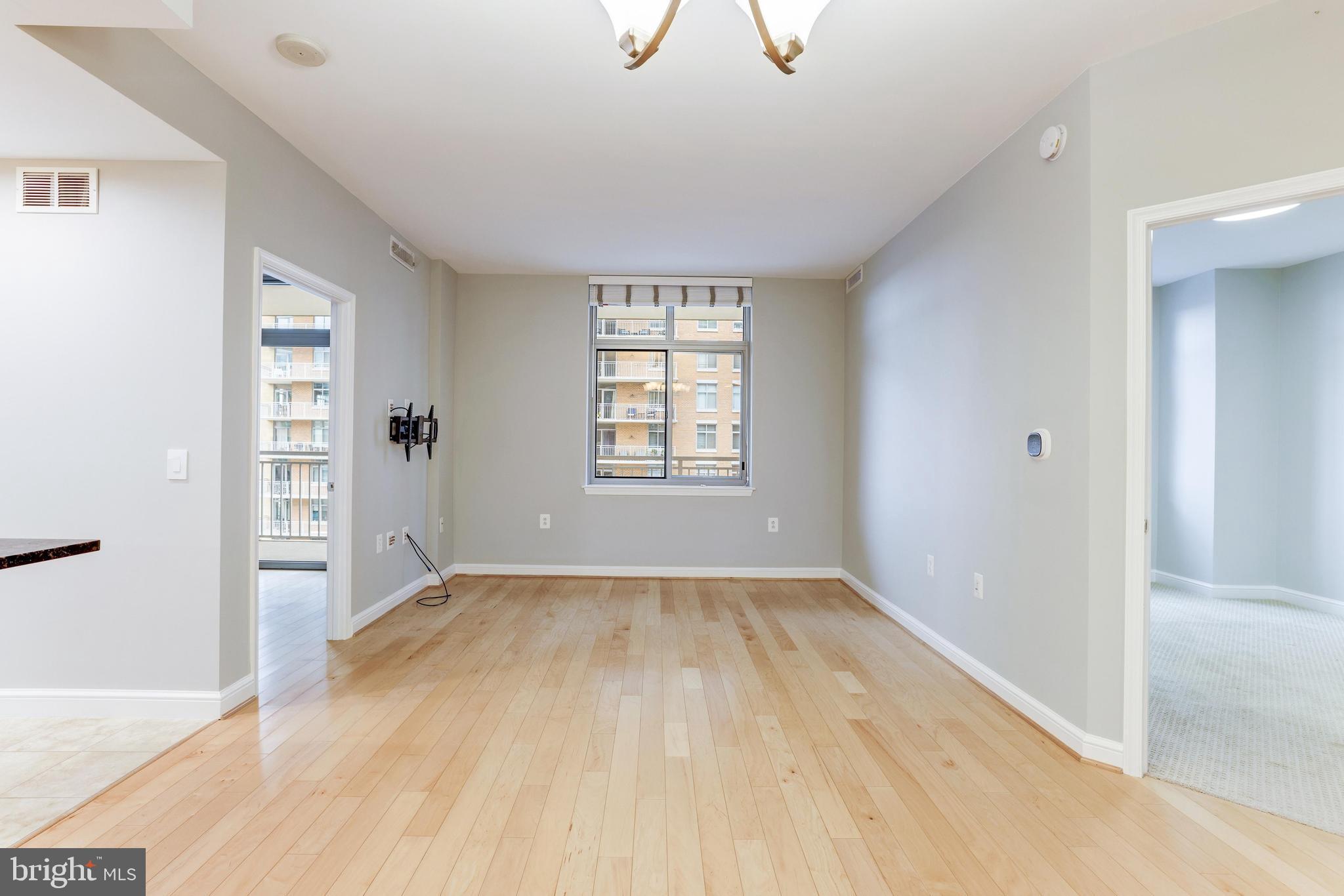 11990 Market Street, Unit 808 Reston, VA 20190 - Photo 8 of 33