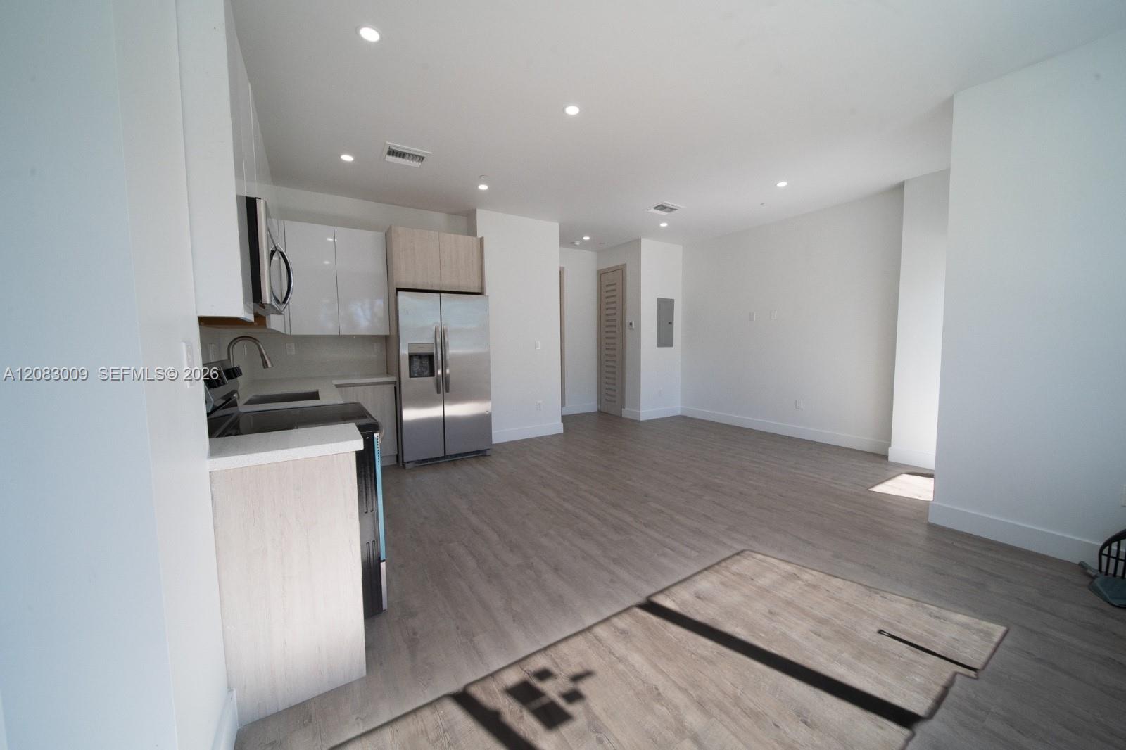 500 Foster Road, Unit C Hallandale Beach, FL 33009 - Photo 3 of 11 Gallery Image 3