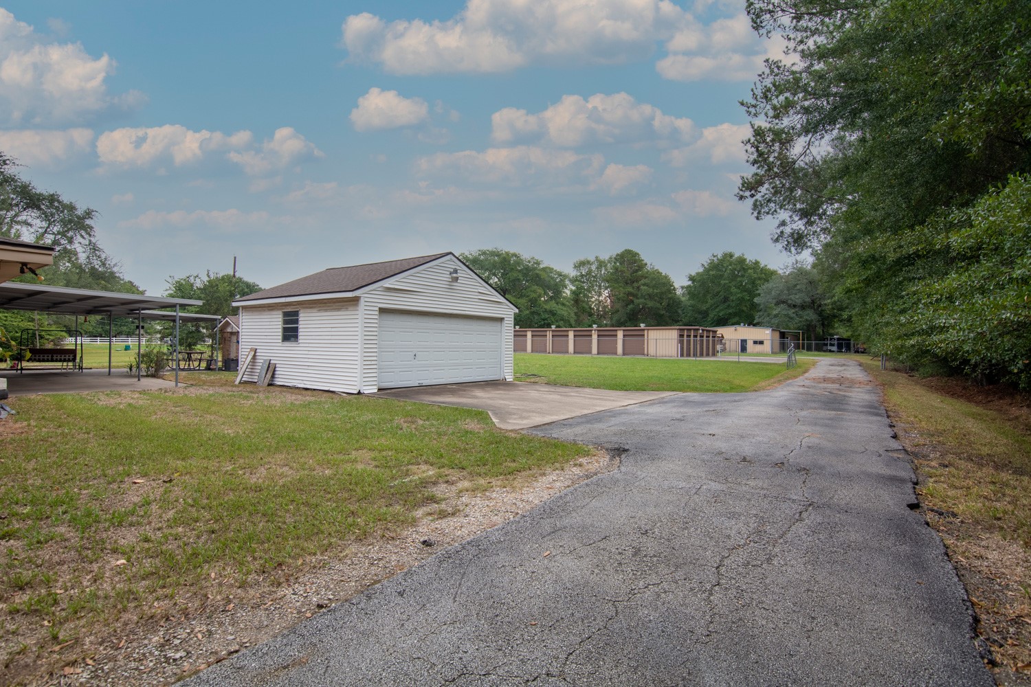 8819 Dowdell Road Tomball, TX 77375 - Photo 8 of 26