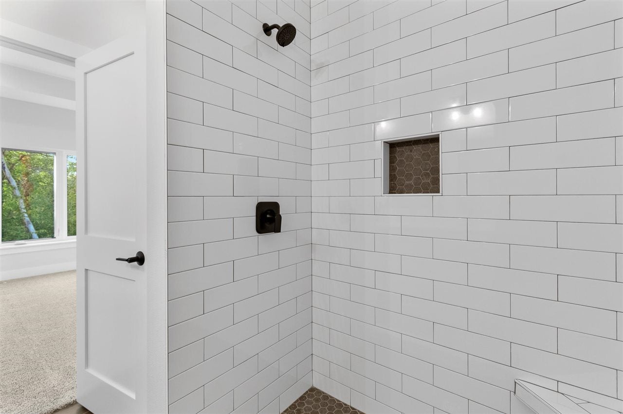 1338 High Country Road Coralville, IA 52241 - Photo 18 of 33 Gallery Image 18
