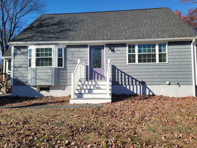 $565,000 | 27 General Pulaski Drive, Salem, NH 03079
