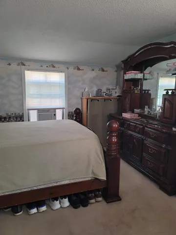 $565,000 | 27 General Pulaski Drive, Salem, NH 03079