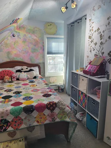 $565,000 | 27 General Pulaski Drive, Salem, NH 03079