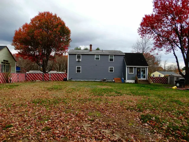 $565,000 | 27 General Pulaski Drive, Salem, NH 03079