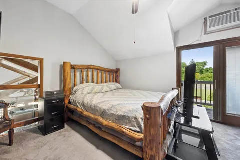 $649,000 | 11330 Dineff Road, Lemont, IL 60439