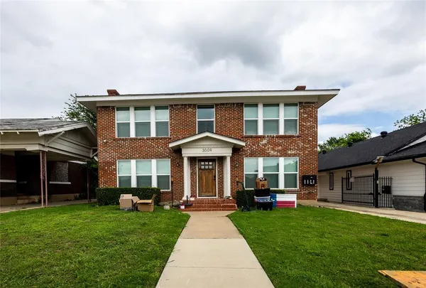 $1,350 | 3009 Hemphill Street, Unit 201, Fort Worth, TX 76110