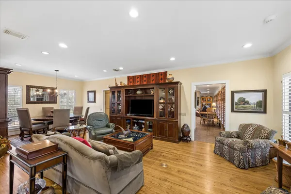 $785,000 | 2360 Gun And Rod Circle, Brenham, TX 77833